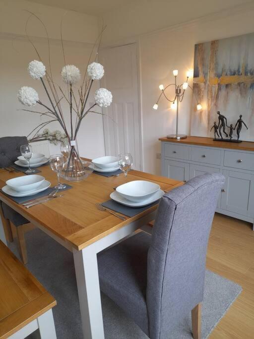 Doctors Lane Stylish 3 Bedroom Family House With Parking 멜튼모우브레이 외부 사진